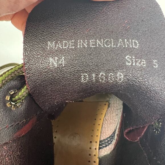 VTG Very Rare Dr Martens Na Na Boots Women's Size 7 Burgundy Suede 8 Eyelet - Picture 13 of 14